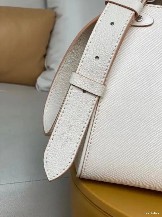 Cheap VUITTON MM LOUIS TOTE GRENELLE 0504